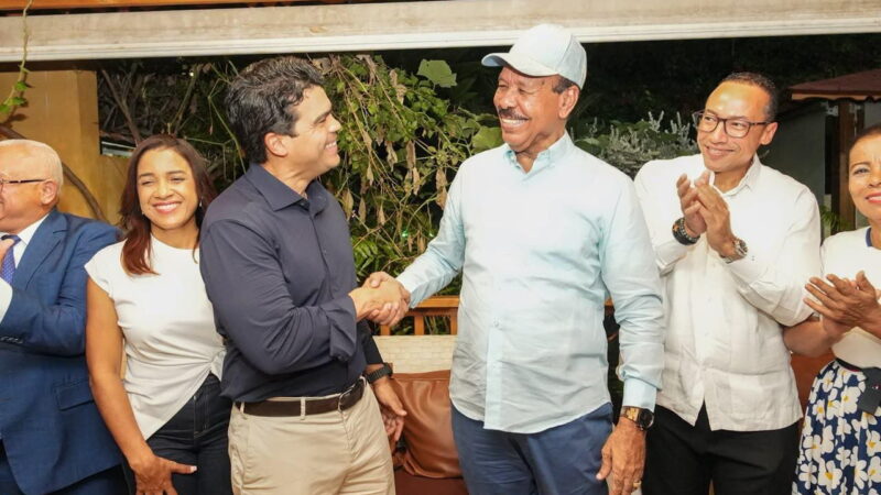 José Montás oficializa respaldo a Wellington Arnaud junto a su equipo político y fortalece el proyecto presidencial en San Cristóbal
