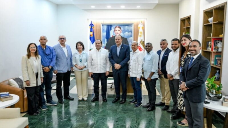 Alcaldía de Santiago y Ministerio de la Presidencia avanzan en actualización del Plan de Ordenamiento Territorial