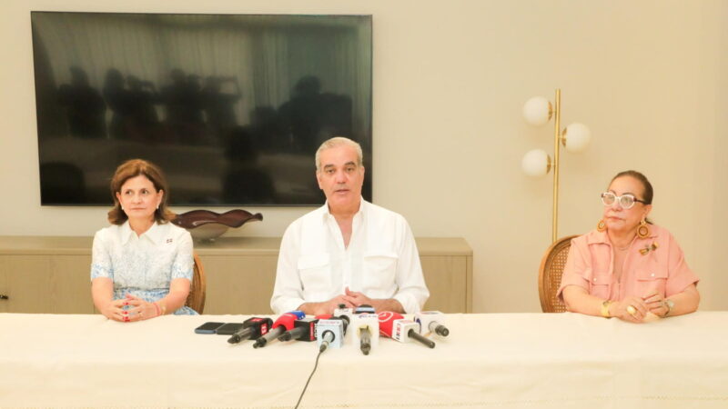 Presidente Abinader anuncia ampliación de la carretera hacia Licey al Medio a cuatro carriles para mejorar la movilidad y los accesos viales de Santiago