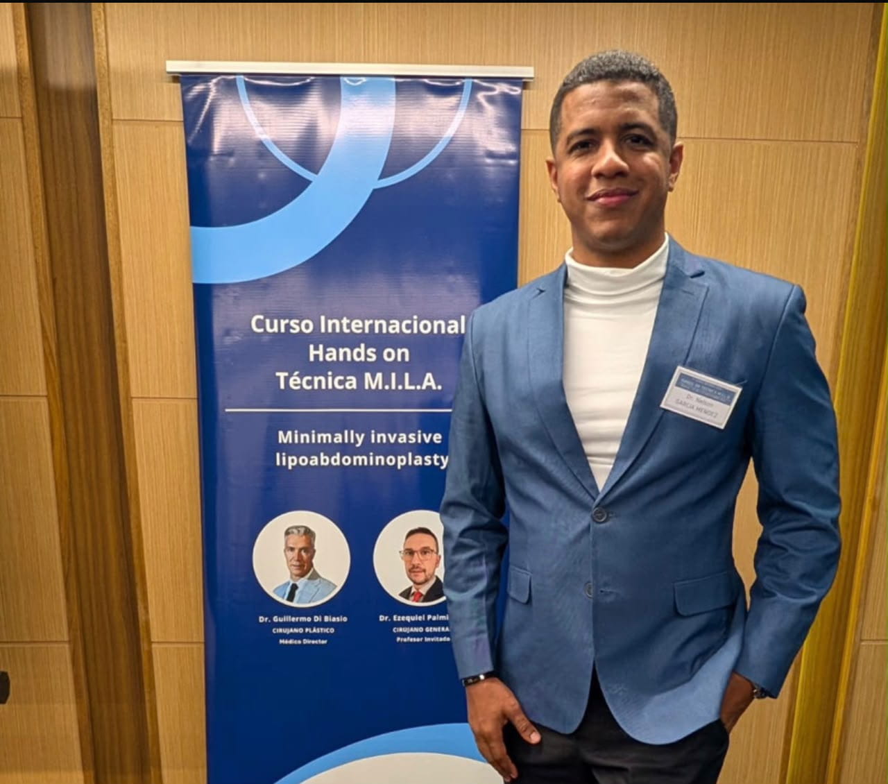 Dr. Nelson García fortalece su formación internacional en técnicas mínimamente invasivas para la cirugía abdominal