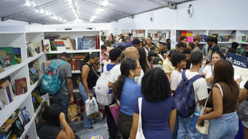 Gran asistencia marca el primer día de la Feria Internacional del Libro Santo Domingo 2026