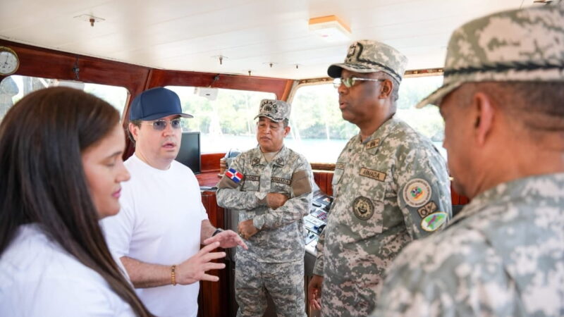 Comandante General de la Armada de República Dominicana visita el Buque Escuela «Almirante Juan Bautista Cambiaso» BE-01 para inspeccionar los trabajos de reparación y acondicionamiento de esta unidad.