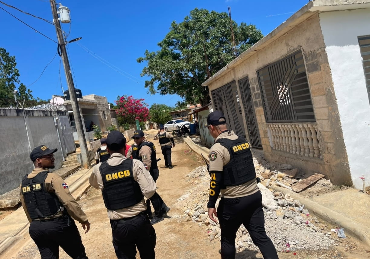 Amplia jornada operativa moviliza a provincias del Este y el Sur: más de 32,000 gramos de droga fuera de circulación 