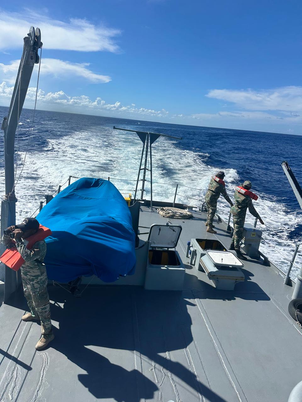 Armada de República Dominicana y servicio de guarda costas de Estados Unidos realizan operación combinada de búsqueda y rescate en proximidades de la Isla Mona