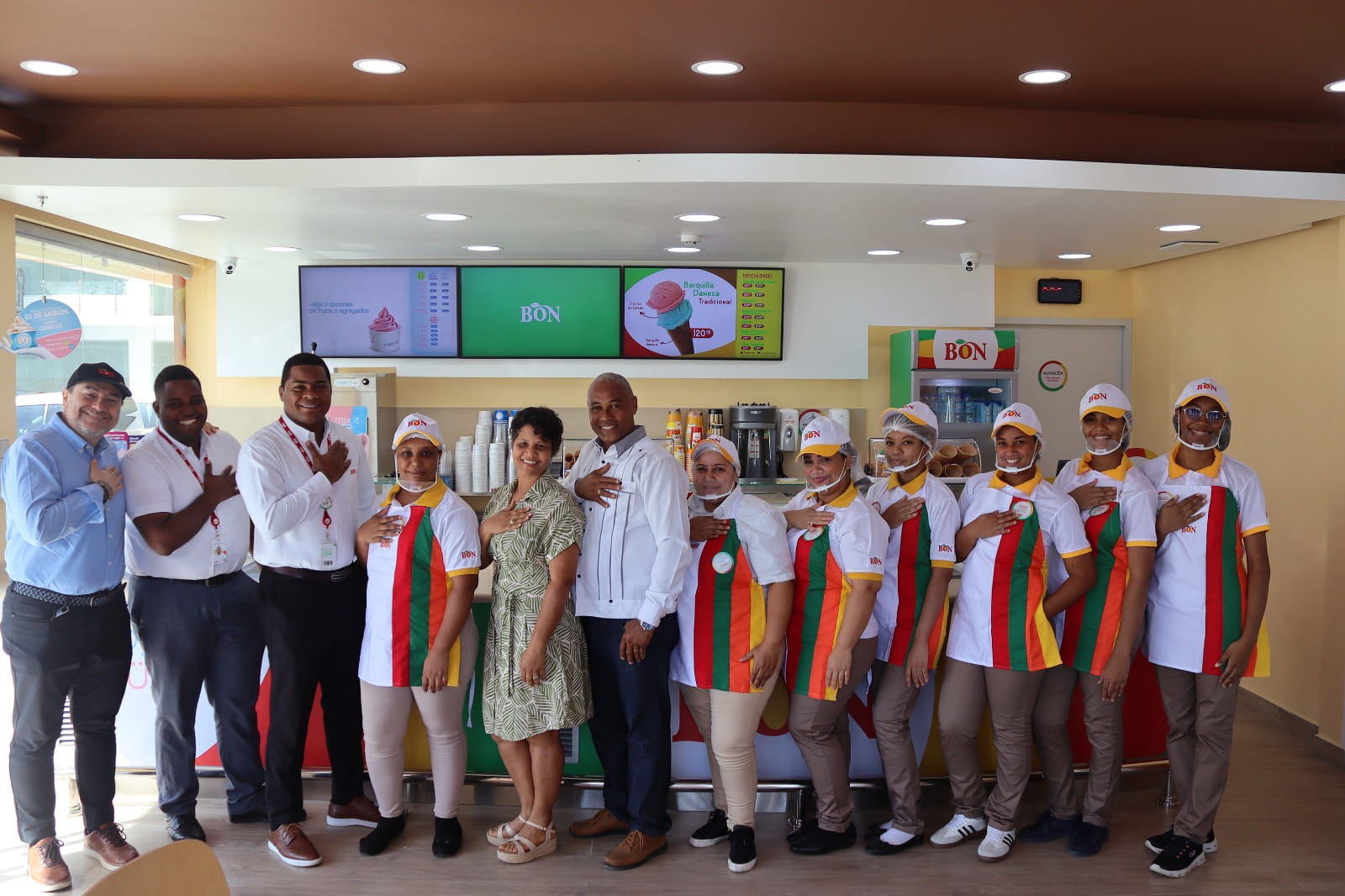 Helados Bon amplía su presencia nacional con la apertura de su franquicia número 400