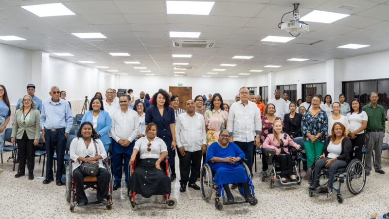 Seminario analiza avances y desafíos para la inclusión socioeconómica y laboral de las personas con discapacidad en República Dominicana