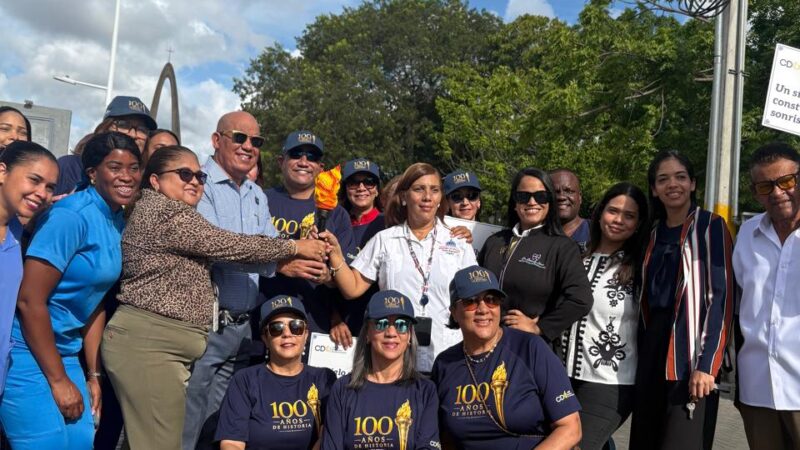 Colegio Dominicano de Odontólogos celebra 100 años de historia con la “Vuelta al país con la Antorcha del Centenario”