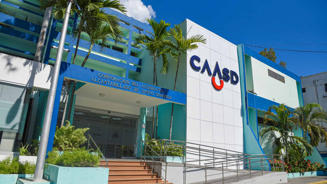 Caasd inicia el saneamiento de cañada en Los Guaricanos