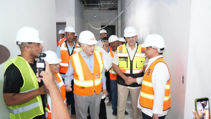 SNS supervisa construcción de Laboratorio de Tamiz Neonatal en Robert Reid Cabral