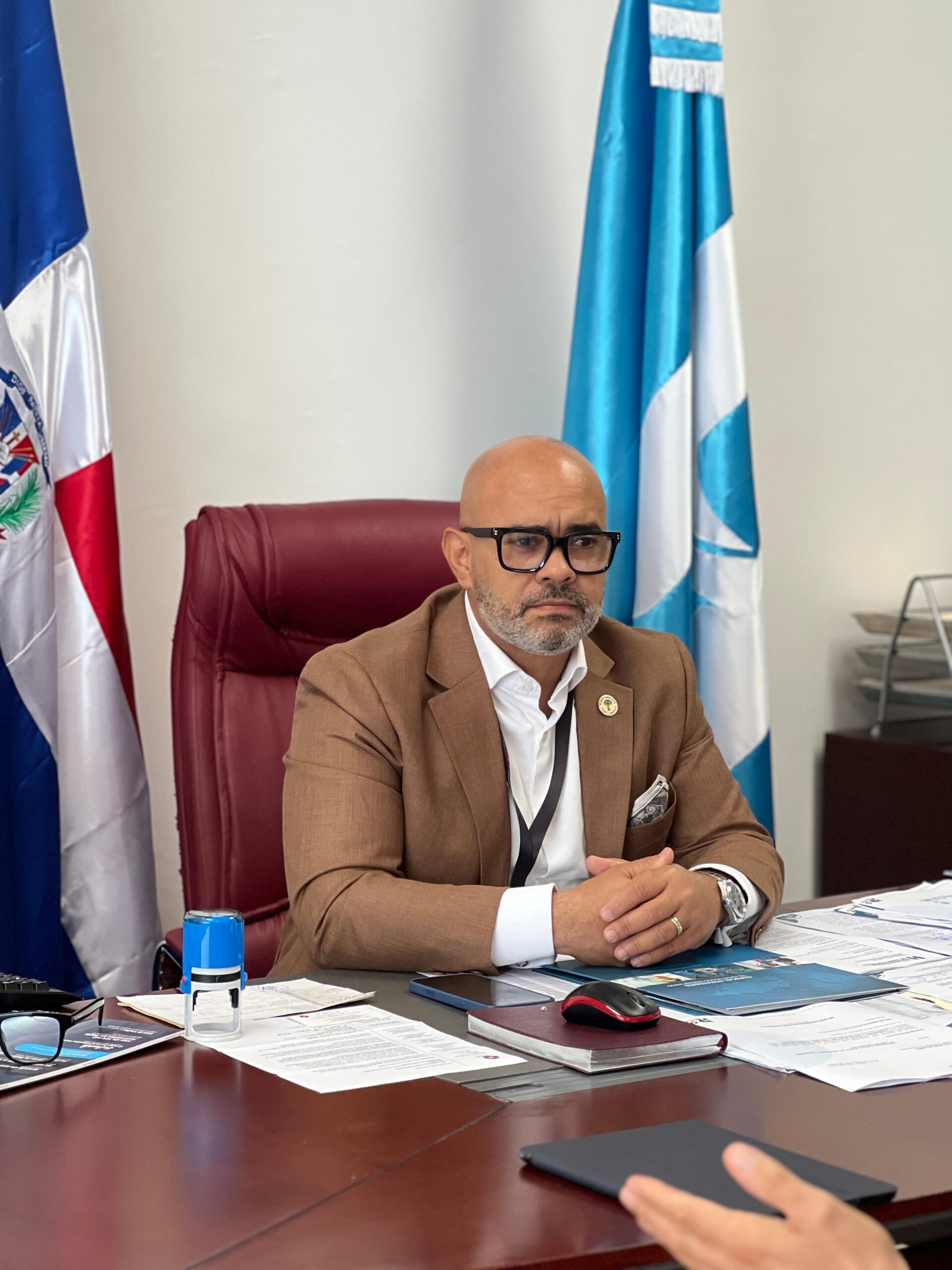 Hospital Traumatológico Dr. Darío Contreras impulsa campaña de concienciación sobre los derechos de pacientes, familiares y usuarios