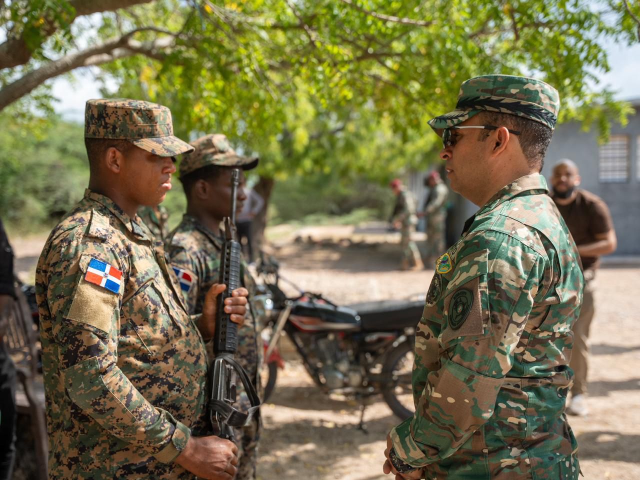 Comandante General del Ejército realiza intensa supervisión operativa de tres días en la frontera terrestre