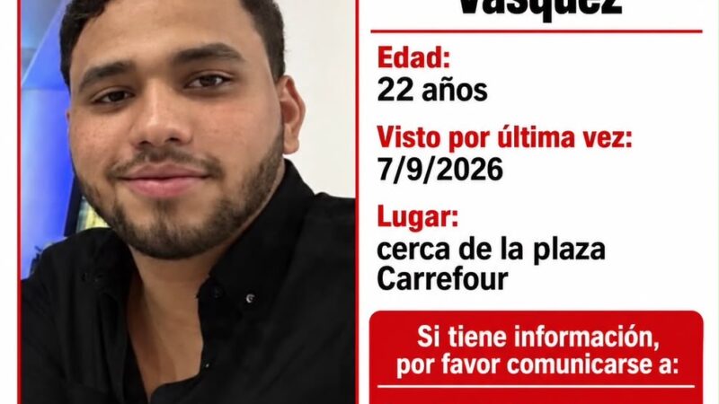 Familiares de Ángel Miguel De La Cruz Vásquez, de 22 años, intensificaron la búsqueda del joven, quien fue reportado como desaparecido luego de ser visto por última vez el pasado 7 de septiembre en las inmediaciones de la plaza Carrefour, en Santo Domingo.