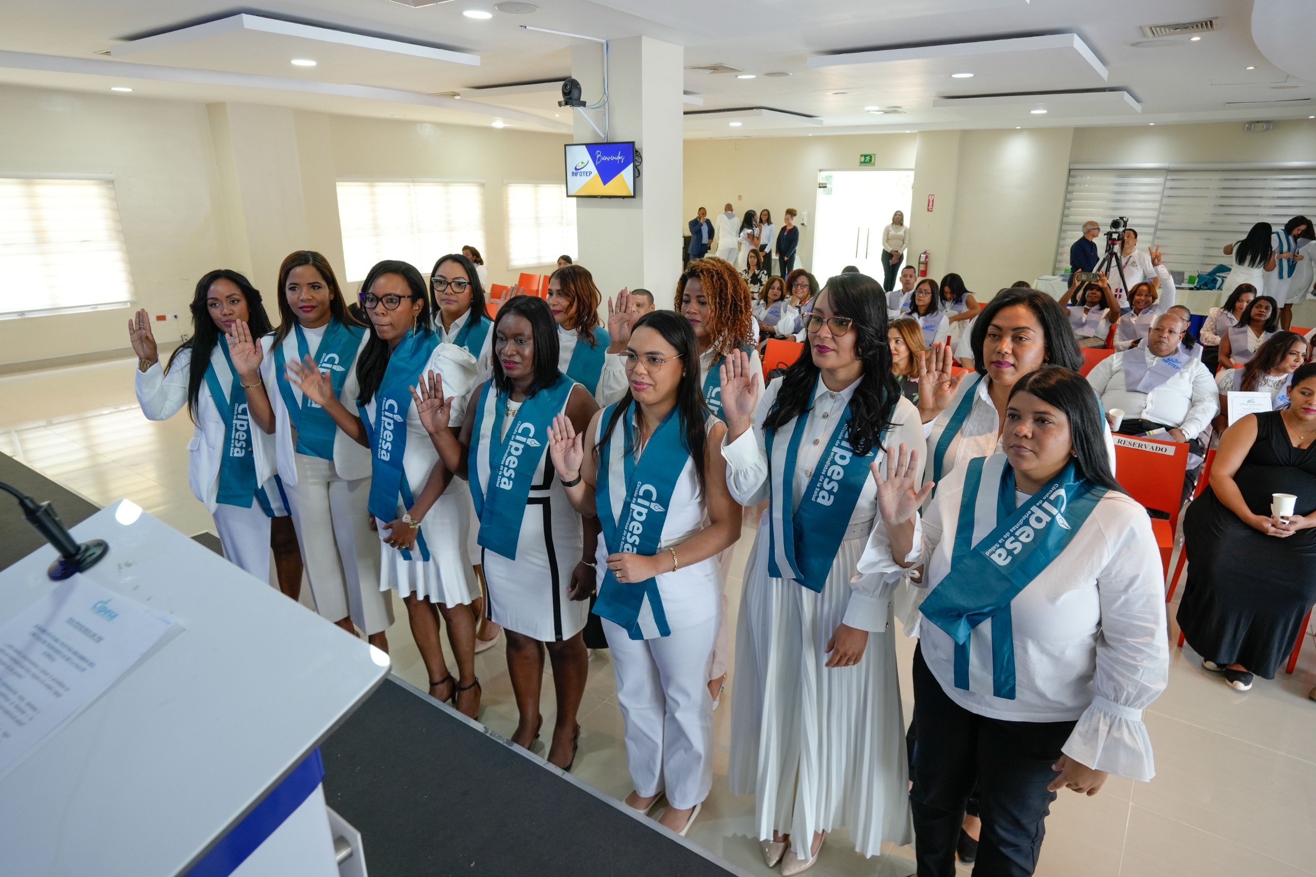 CIPESA e INFOTEP gradúan 65 periodistas y comunicadores especializados en salud