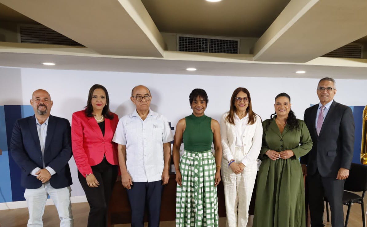 Revista De Paseo celebra sus 15 años con un foro sobre el turismo interno dominicano