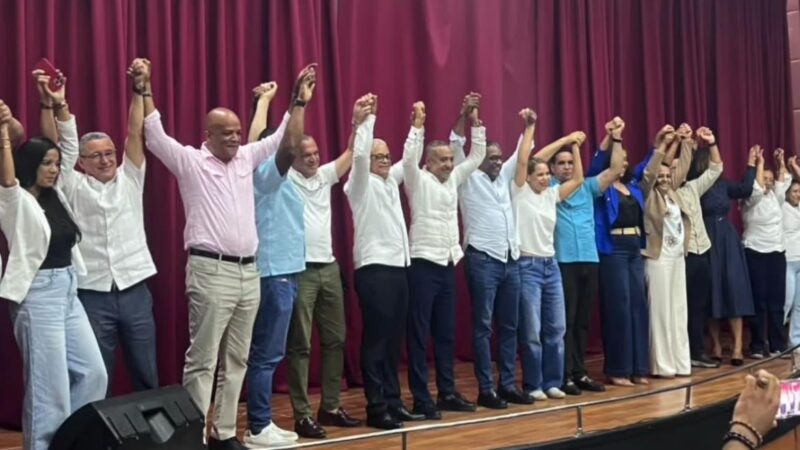 David Collado designa a Agustín Burgos como coordinador de campaña en La Vega para su proyecto 2028