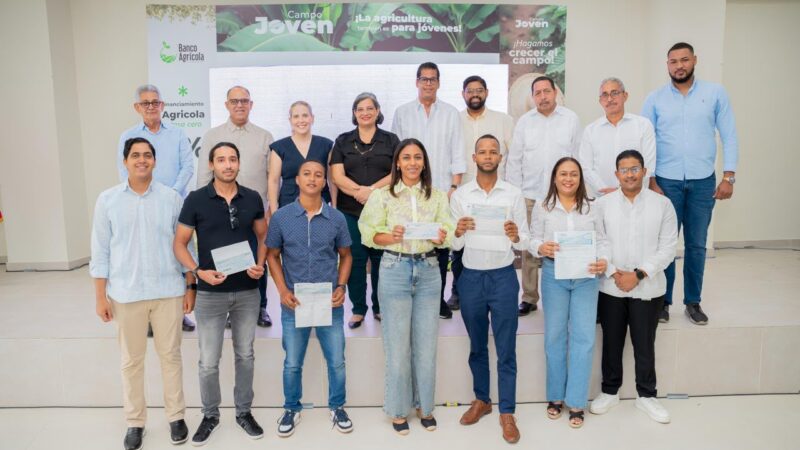 Campo Joven lleva casi RD$3 millones a tasa cero a jóvenes productores de Hato Mayor