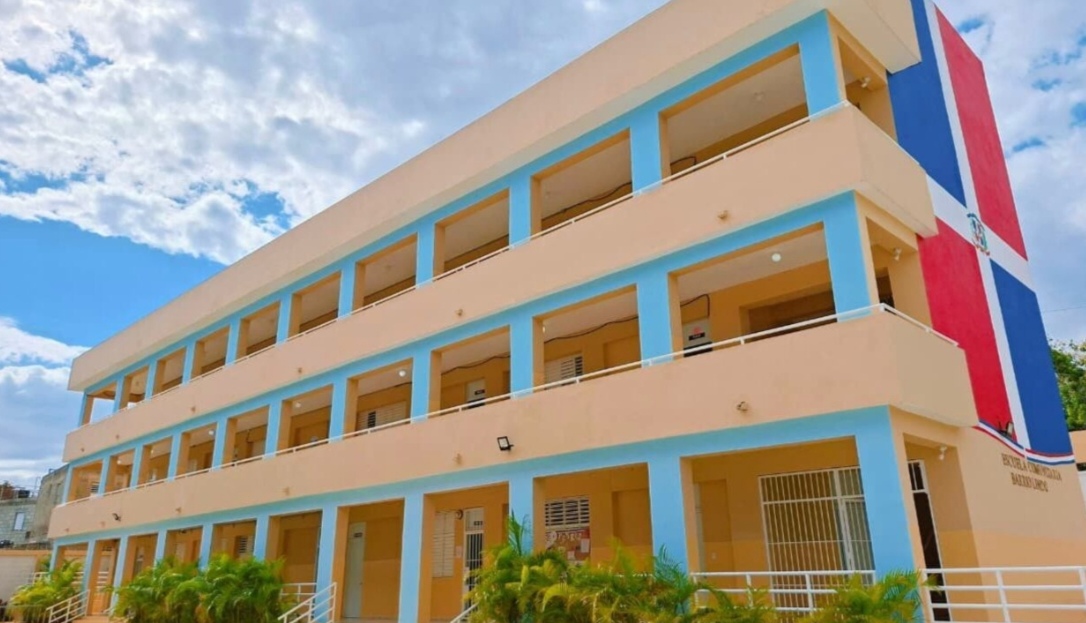 Infraestructura Escolar: Más del 98 % de los centros educativos funcionan normalmente en todo país, mientras avanzan intervenciones en menos del 2 %