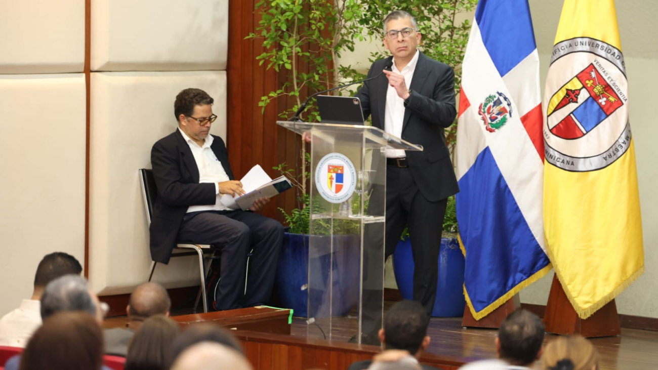 Comisionado presenta informe detallado de la Reforma Policial