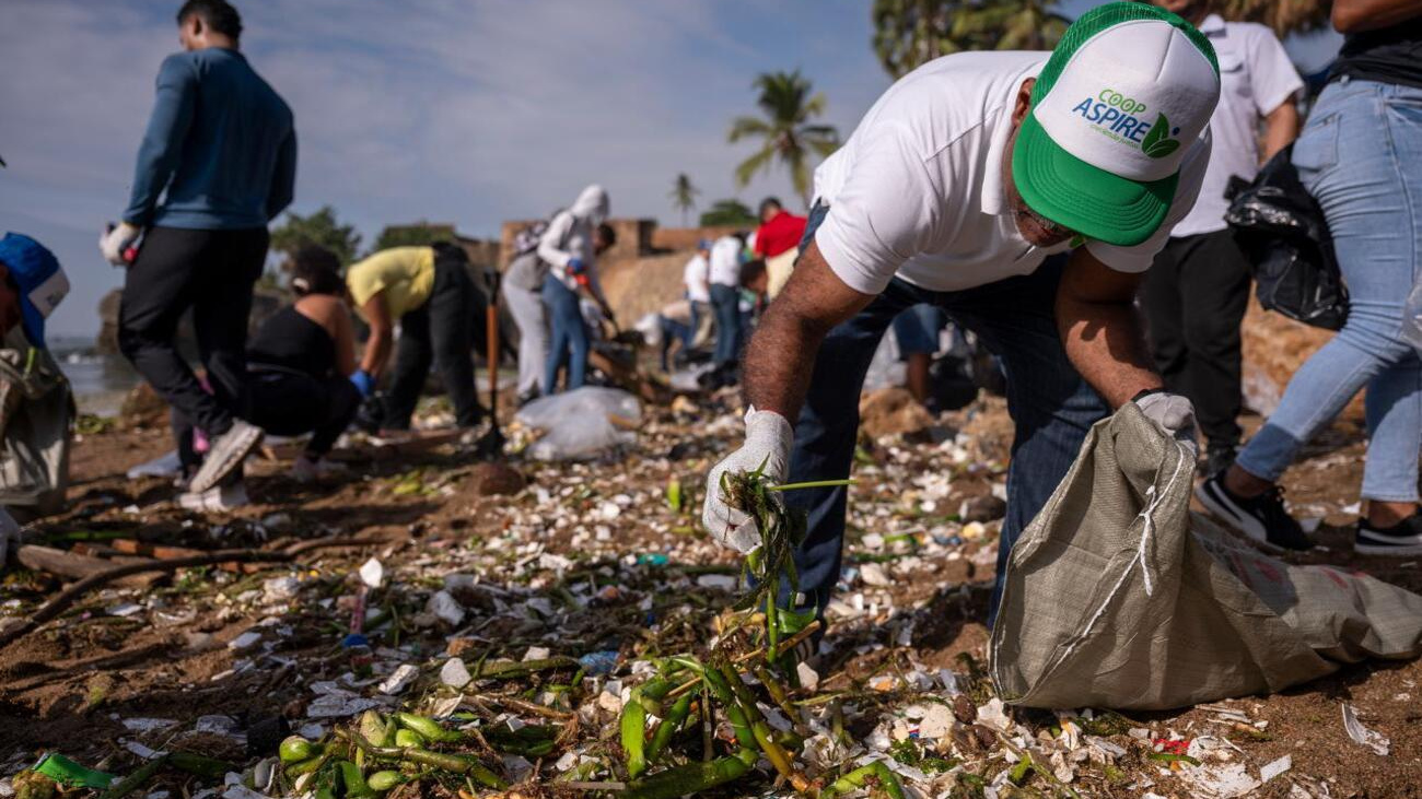 Medio Ambiente realiza Jornada Nacional de Limpieza de Playas y Riberas de Ríos 2026 “De la Cuenca al Mar”