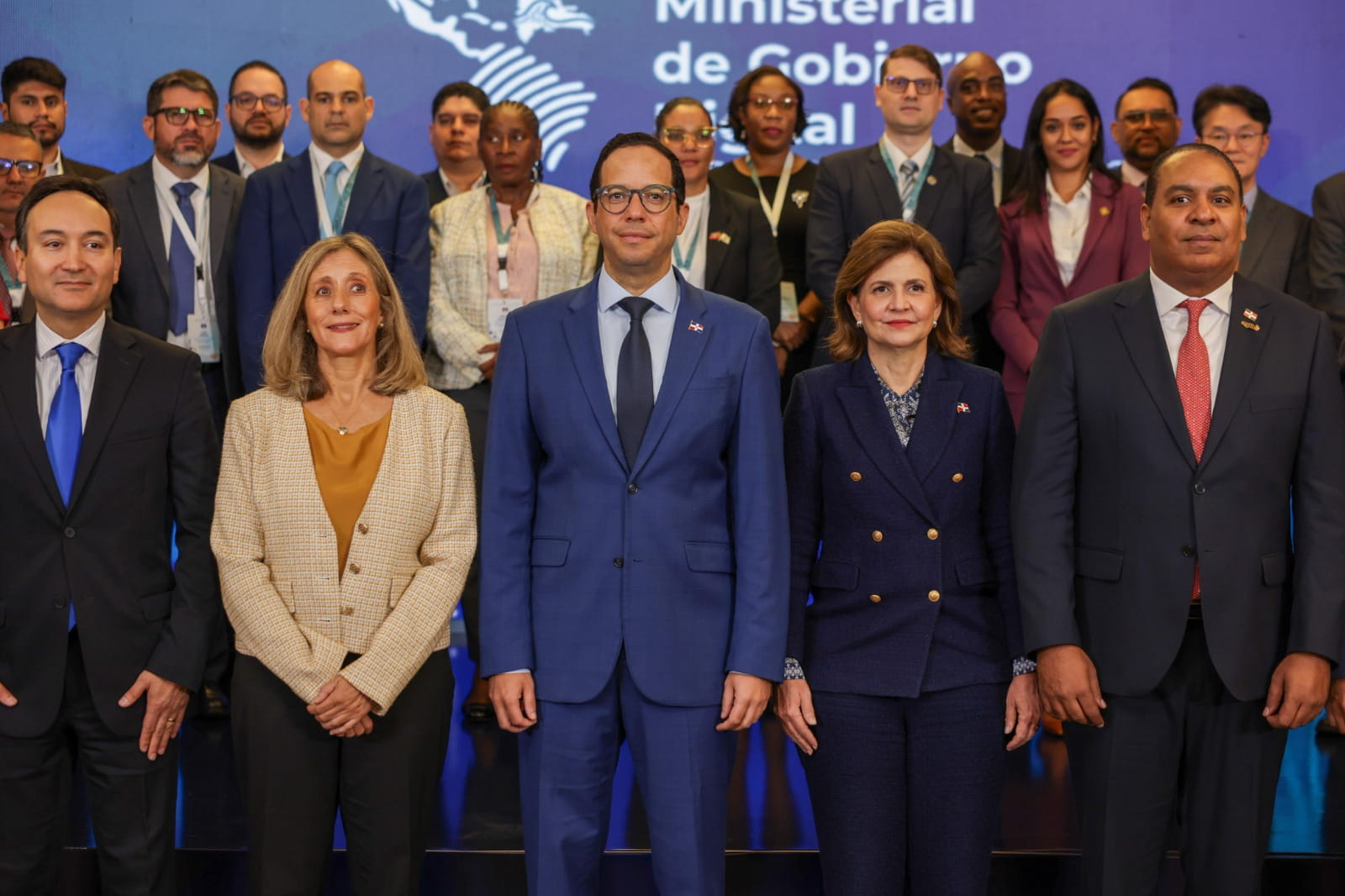 Ministro Freund propone creación de fondo regional para desarrollar soluciones tecnológicas conjuntas