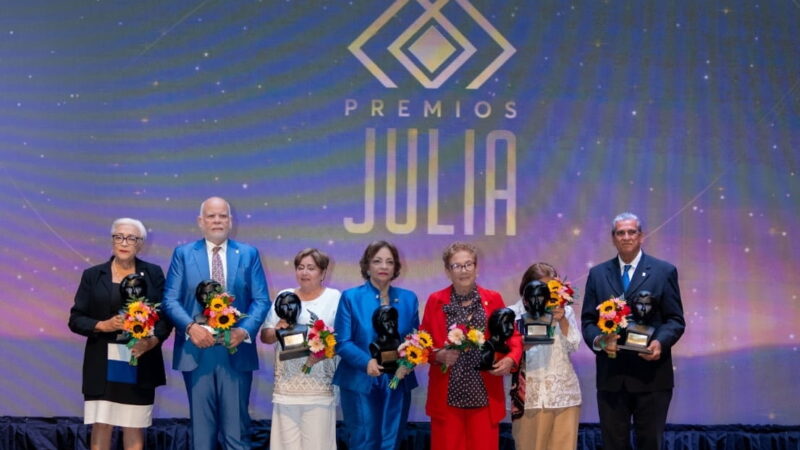 Fundación NTD reconoce a personas mayores de 70 años en la cuarta edición de Premios Julia