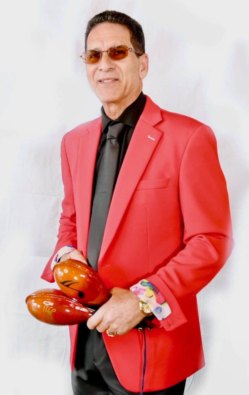 De la salsa al merengue: Riverita sorprende con “El Rabito Quemao” para esta Navidad