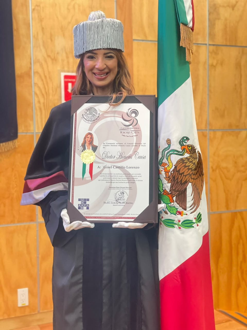 Gisel Castillo recibe doctor honoris causa en México en reconocimiento a su trayectoria e impacto profesional