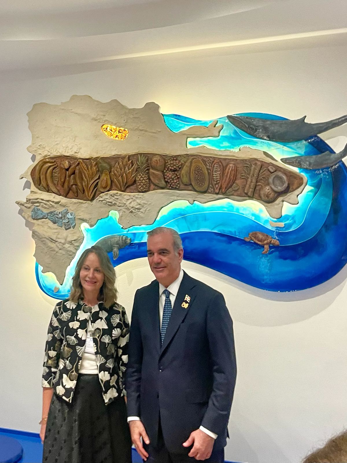 Presidente inaugura el salón dominicano en la FAO con Magistral Obra Escultórica de la artista Victoria Thomen 