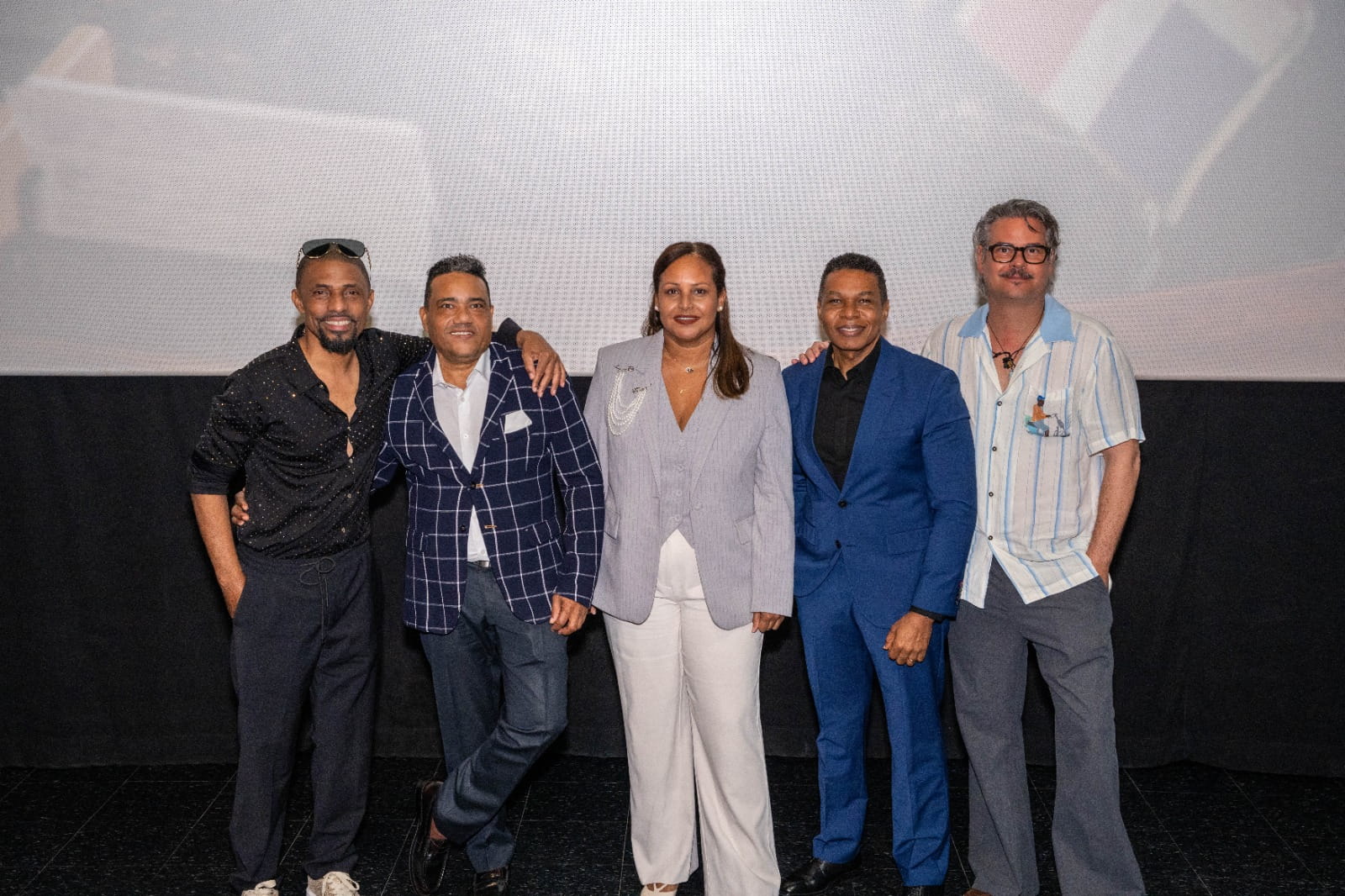 La Esquina Ta’ en Candela para su estreno este 5 de noviembre 