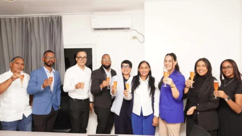 ADOCOC e IGLE360 firman alianza estratégica para impulsar la transformación digital de las iglesias en República Dominicana