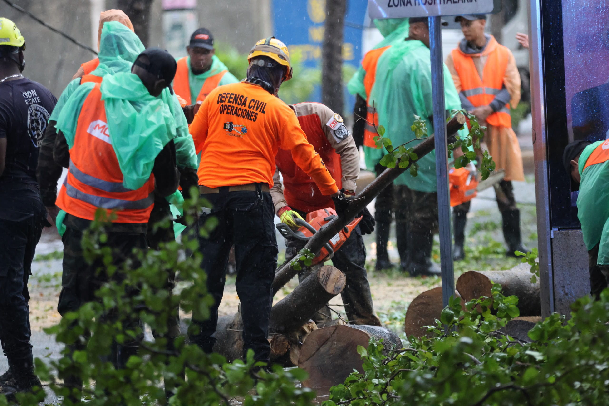 Defensa Civil mantiene activos protocolos ante efectos de vaguada sobre el país