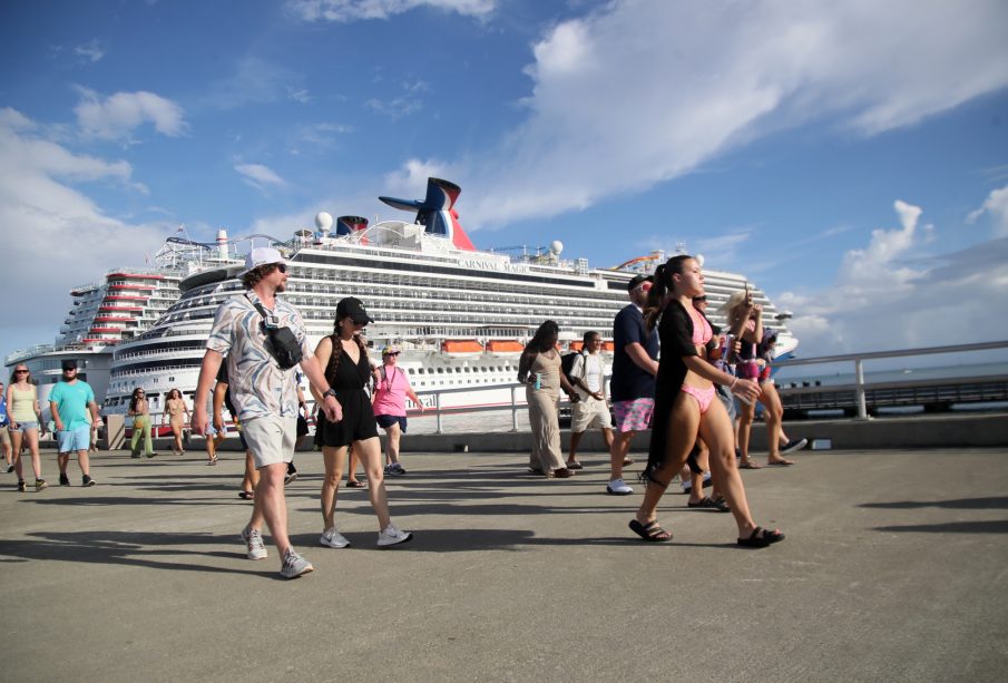 RD supera los 16 mil visitantes en un solo día con la llegada de cuatro cruceros a Puerto Plata y Pedernales