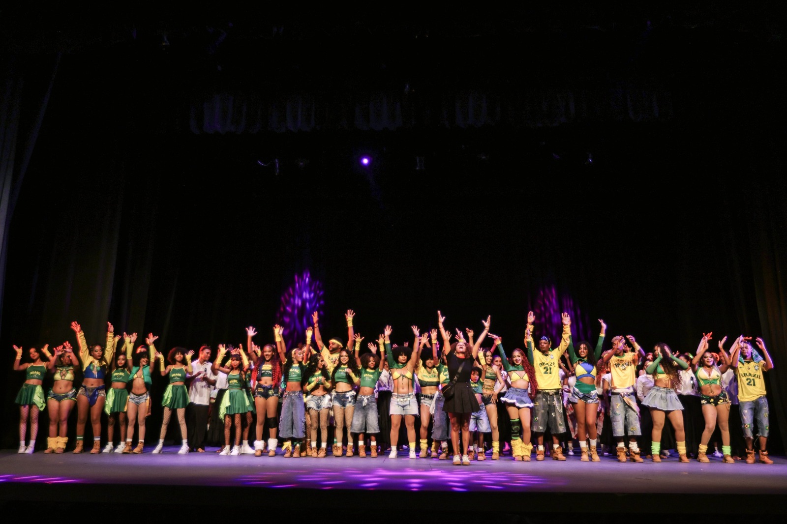 EDANCO 2026 finaliza con dos funciones de Danza Joven a casa llena en la Sala Manuel Rueda