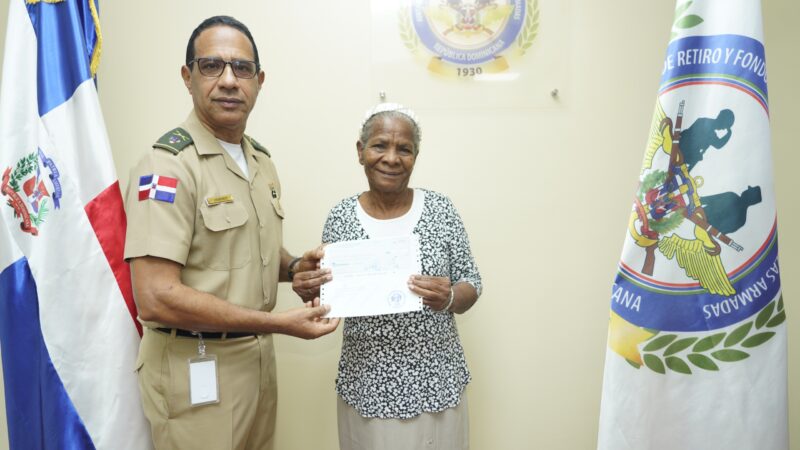 Ministerio de Defensa destina RD$10.4 millones para beneficiar a 194 retirados y familiares con pago de retroactivos