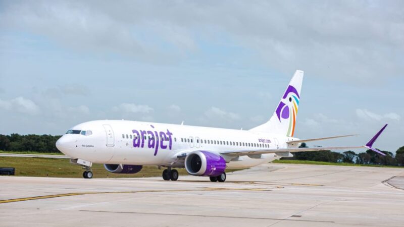 Arajet desplaza a American Airlines en septiembre y se convierte en la segunda aerolínea con más pasajeros volados