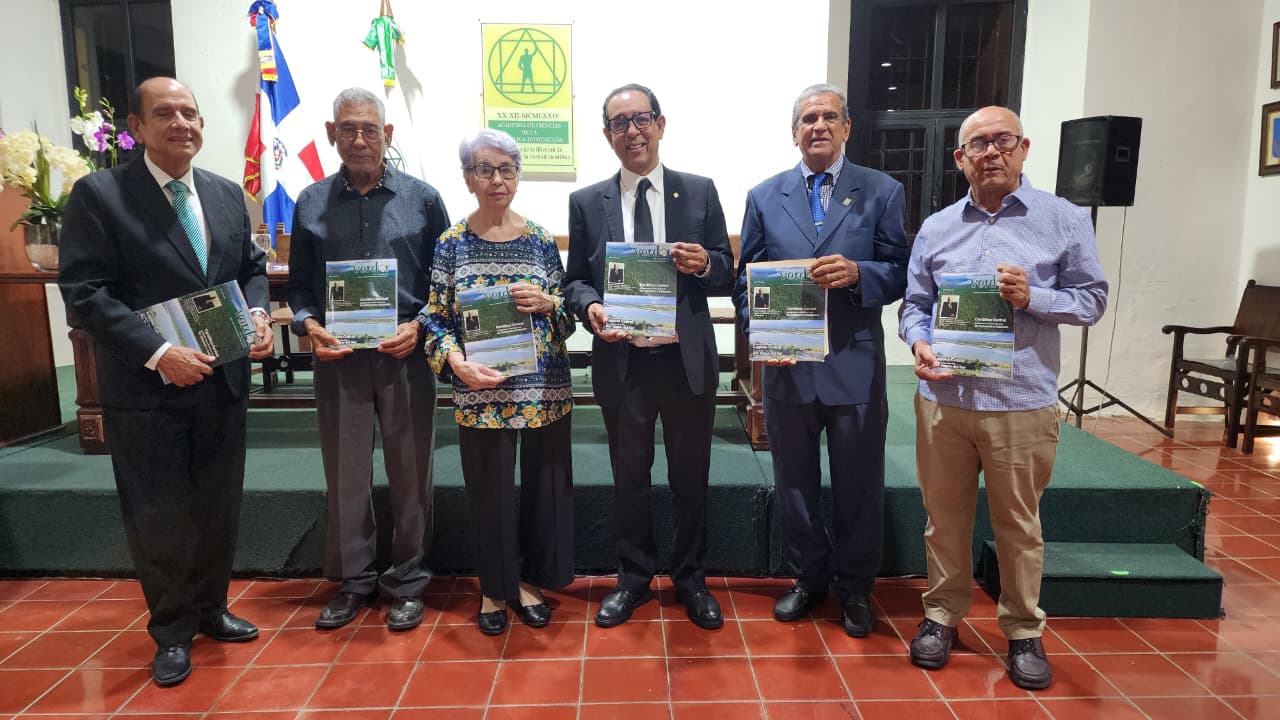 Academia de Ciencias pone en circulación edición especial de la revista Verdor dedicada a Jesús Enrique Armenteros Rius