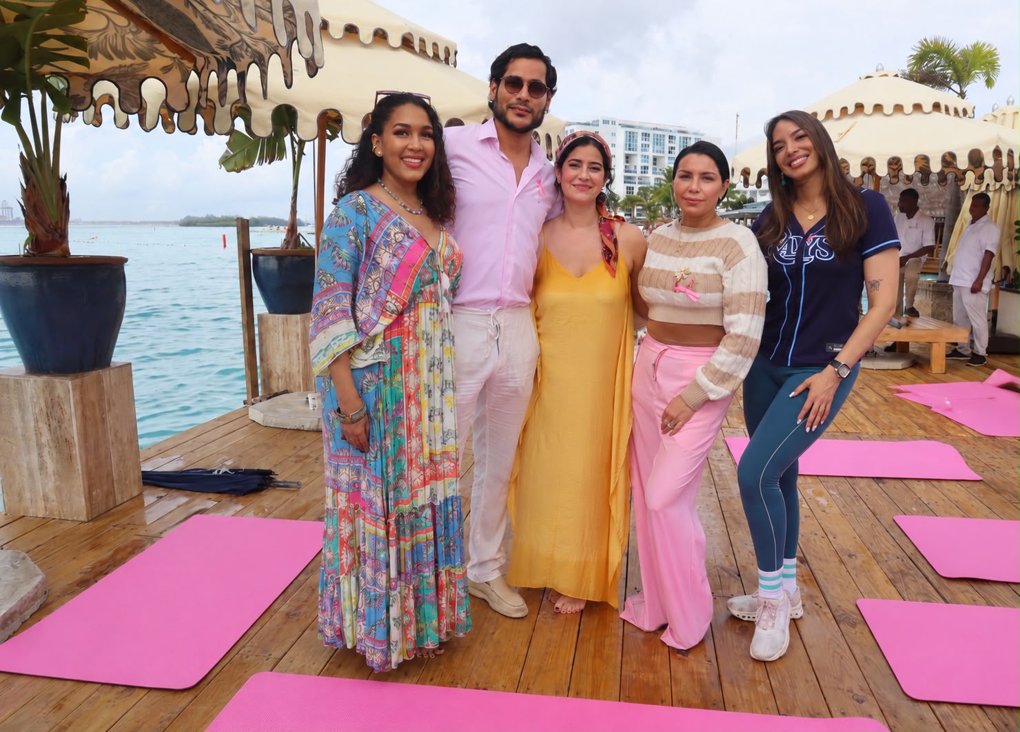 “Wellness by The Sea”: iniciativa del Dr. Marcos Pumarol en el mes de prevención del cáncer de mama