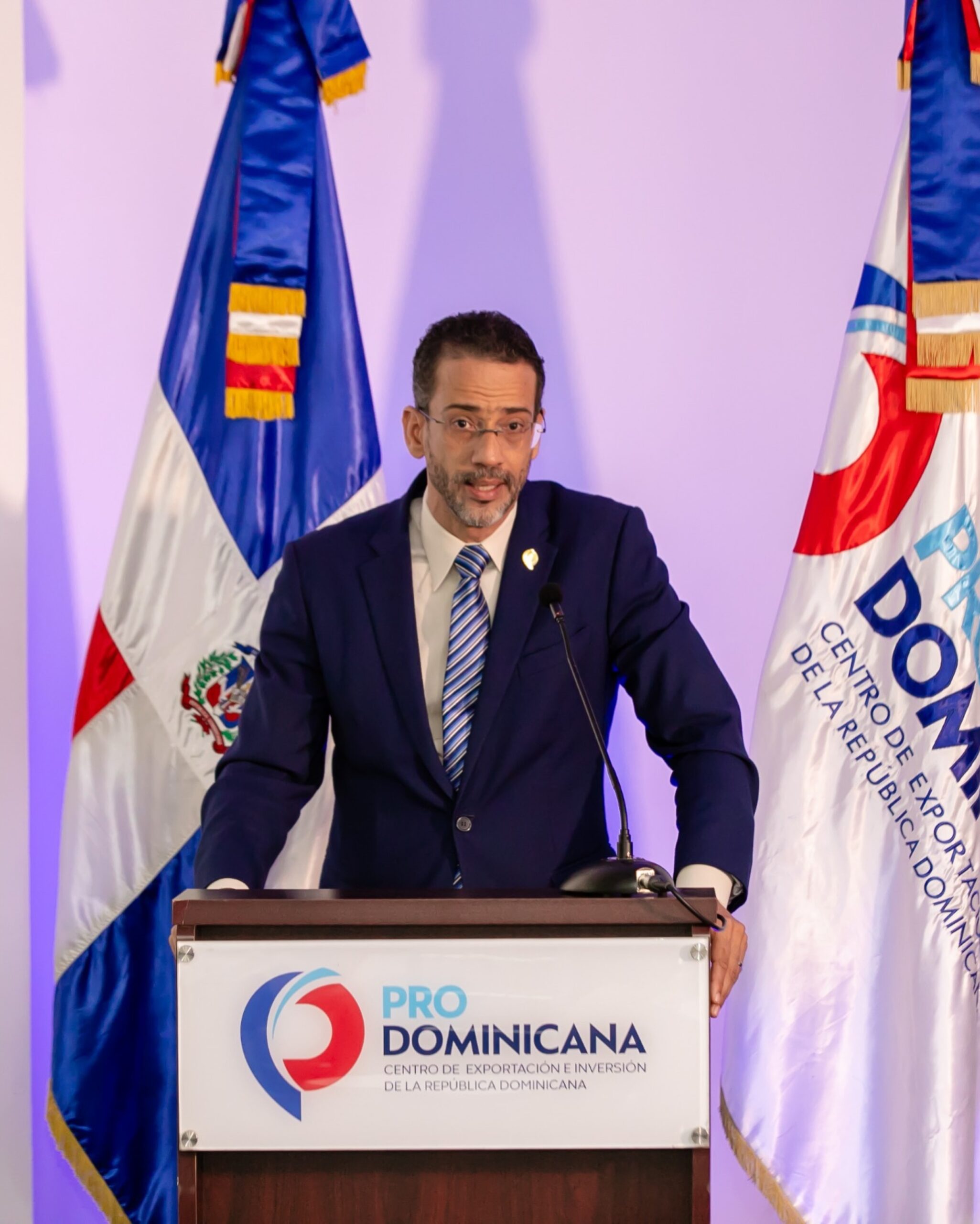 República Dominicana consolida su crecimiento en inversión extranjera y exportaciones IED supera los US$4,525 millones y exportaciones aumentan 14%