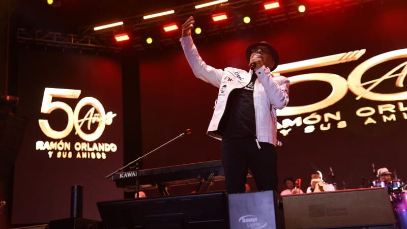 Ramón Orlando, invitado especial del Súper Ultra Mega Bachatazo 2026.