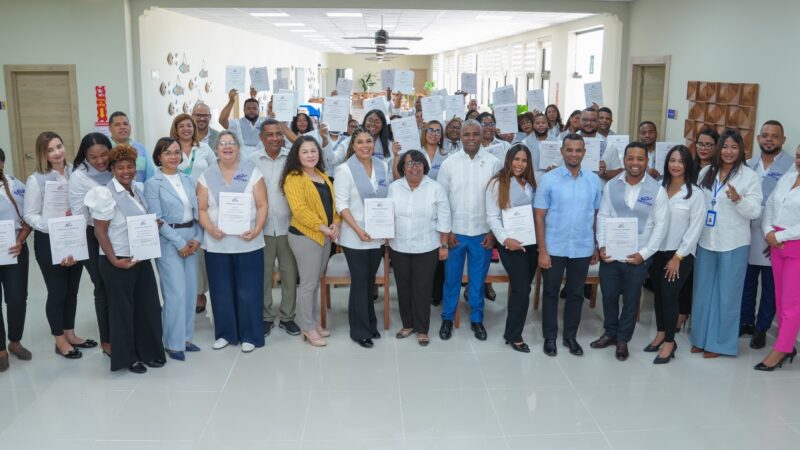 INFOTEP certifica a 43 participantes en Cultura y Servicios Turísticos en Barahona