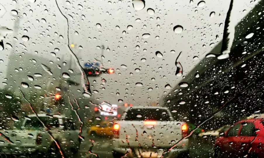 Prevén para este martes chubascos y aguaceros en varias provincias del país