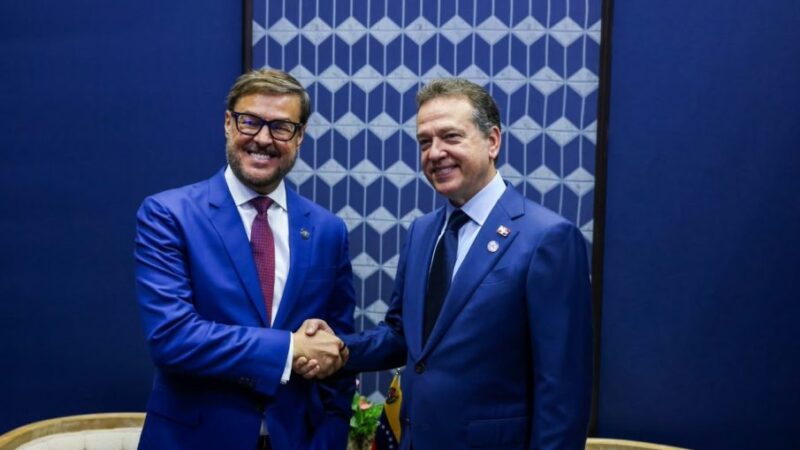 Venezuela y República Dominicana reafirman su compromiso de reconstruir las relaciones diplomáticas